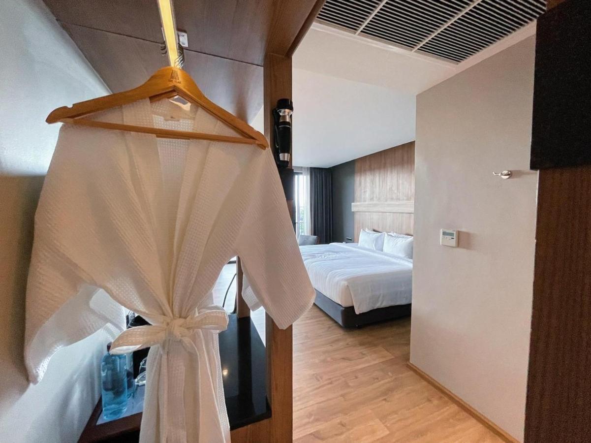 The Teak Hotel Mae Sot Dış mekan fotoğraf